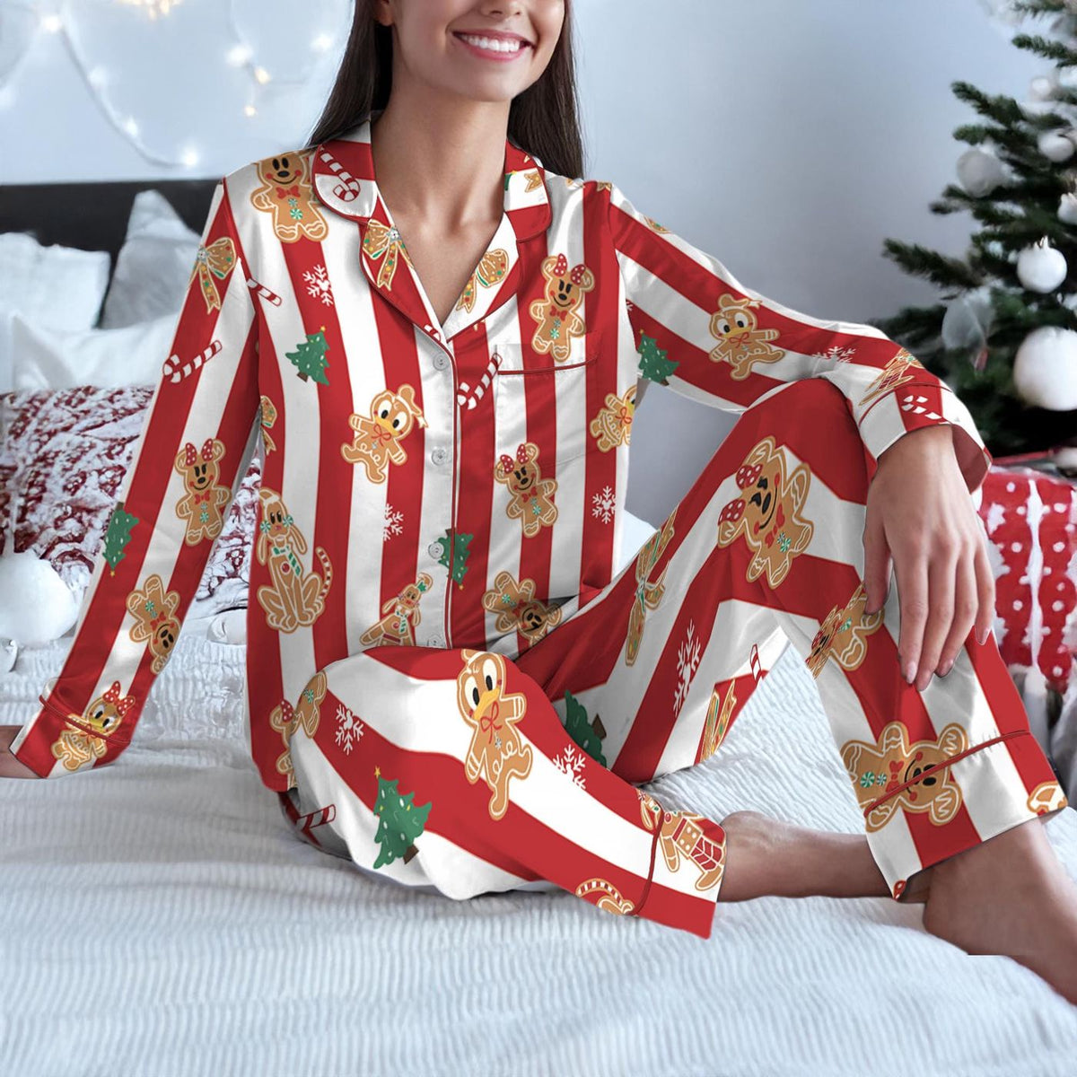 Disney Christmas Satin Pajamas Set Mickey And Friends Gingerbread Bakery Xmas Holiday Sleepwear