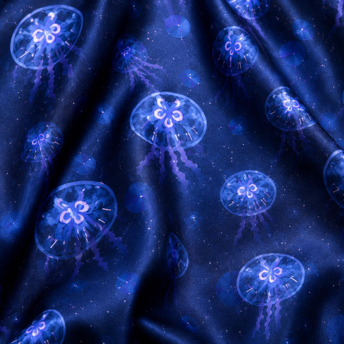 Deep Sea Ocean Pattern Glowing Jellyfish Satin Pajama Set - Cozy Sleepwear