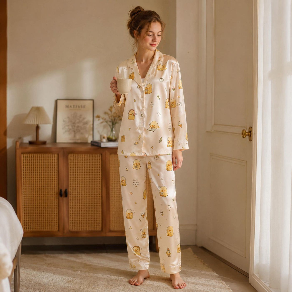 Stylish Duck Print Satin Pajama Set with Minimalist Piping - Comfortable Sleepwear