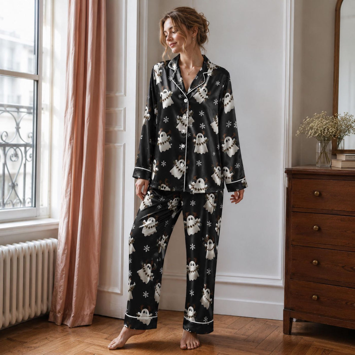 Cozy Winter Ghost Satin Pajama Set with Santa Hats & Snowflakes - Stylish Sleepwear for Cute Spooky Christmas